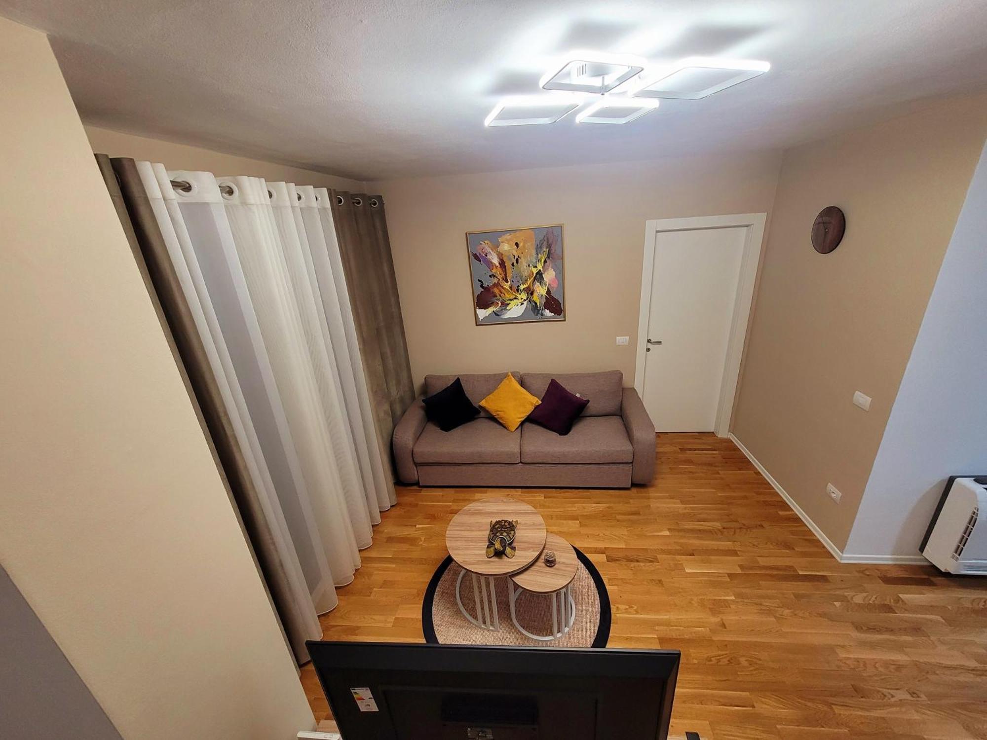 Sui' Apartment Tirana Buitenkant foto