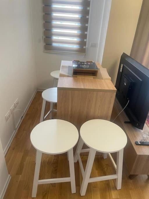 Sui' Apartment Tirana Buitenkant foto